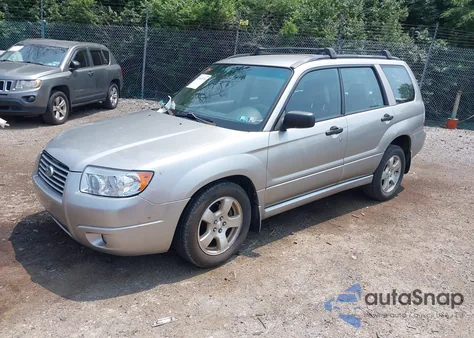 2006 Subaru Forester 2.5X z USA, uszkodzony, nr VIN JF1SG63676H740216